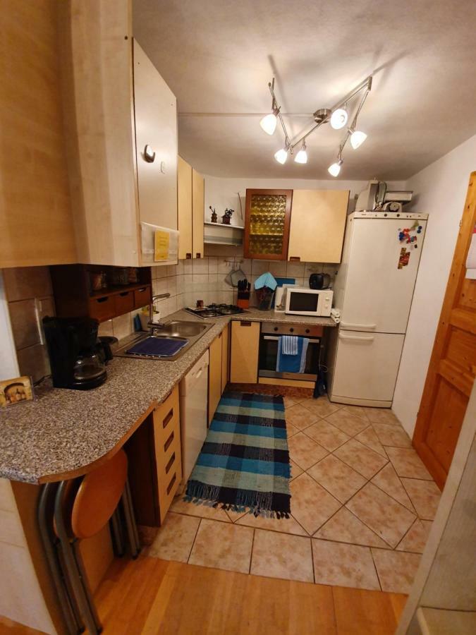 North To South Apartment *